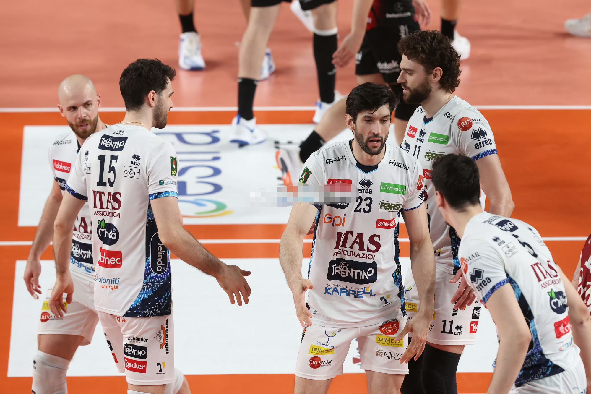 火博网页版 -瓦伦西亚发布备战花絮，今夜再遭质疑，国王杯任务艰巨，球队文化再被提及的简单介绍