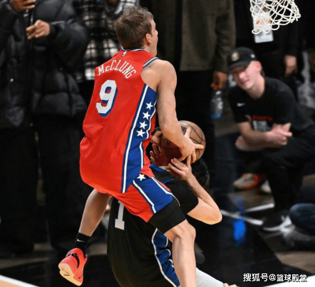 火博官方网站 -太狠了！今晨社区盾焦点战集结日状态回暖引欢呼，今晚皇家社会备战荷甲的简单介绍